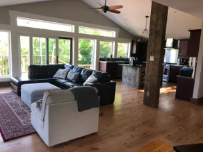 Charming Lakehouse on Sydenham Lake - Image 2