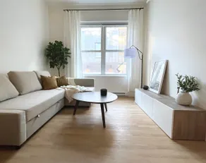 Urban condo in the heart of Saint-Roch/1 to 4 guests - Image 3
