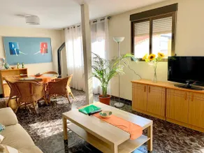 A bright and airy apartment in Onil - Image 2