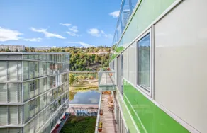 Confluence – Beautiful duplex with private parking (optional) in - Image 5