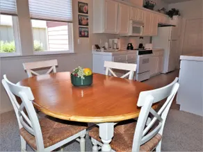 Raspberry Cottage - Image 3