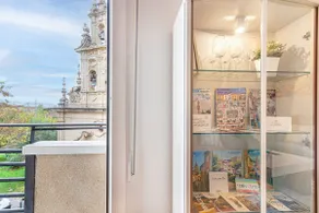 Centrally located, quiet. Magnificent views - Image 4