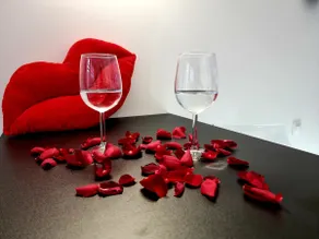 The ”Bubble of Love” Suite – Balneotherapy Spa and Terrace - Image 3