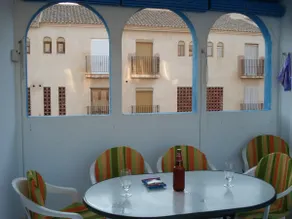 CLIFF-TOP APARTMENT, UNBEATABLE OCEAN VIEWS - Image 3