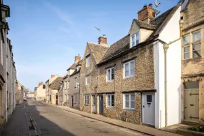 The Cottage, Cirencester - Image 3
