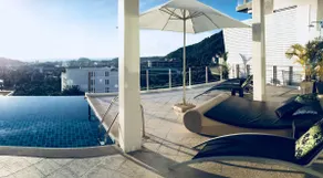 Villa Ginborn incroyable villa de 5 chambres avec piscine et vue sur la mer — 5 minutes de la plage de Kata - Image 4