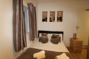 PearTree House - Image 5