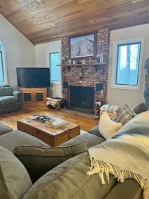 Family Ski House - Jamaica, VT - Image 4