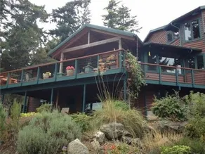 The Salish Waterfront Retreat - Image 2