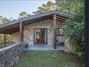 Tranquil cottage overlooking inlet - Image 3