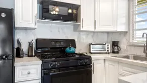Fortune Estate East (Rental Car Available) - Image 4
