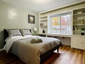 Modern, Spacious, and Clean 2 Bedroom Townhome - Image 5