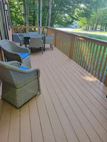 Quiet getaway close to lake! 15 min to activities! - Image 4