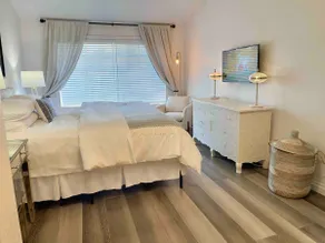 Stylish and Clean Three Bedroom Townhome - Image 3