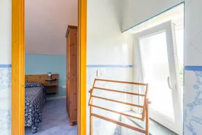 Gaudì studio apartment with sunset view - Image 4