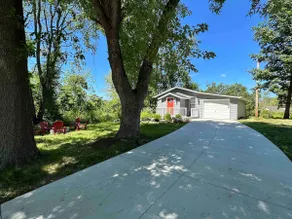 Cozy Cottage - Image 4