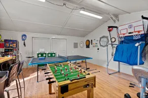 Luxusurlaubsort, beheizter Pool, Spa, Spielzimmer, Sauna, Putting Green ... - Image 3