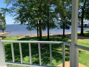 Waterfront Summer Escape on Toledo Bend - Image 3