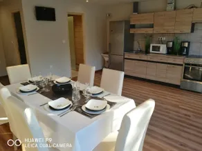 Room4U Apartment - Image 4