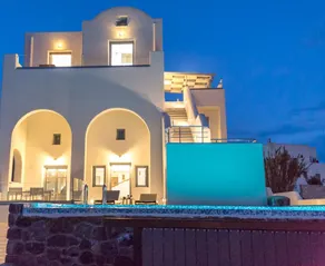Luxe Maroussi Villas-Prive Pool, Sunset & Elevator - Image 2