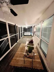 Private gated escape.3 bedroom home on the river. - Image 3