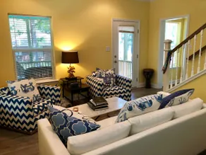 Henry's House: A Cute Lil' Ol' Beach Shack - Image 3
