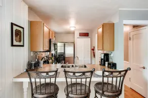 Classy Cheyenne Canyon Cottage - Image 3