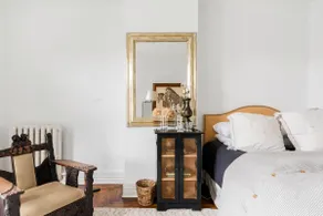 Eclectic Queen Anne Retreat in Downtown Hudson - Image 3
