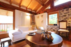 Chalet in the Dolomites - Image 2
