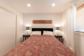 Private quarters , walking distance to the beach. - Image 5