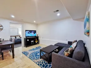 2034 - 3BD 2BA Cozy Unit near Ocean & GG Park - Image 2