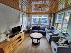 Rural location, detached wooden garden house. - Image 4