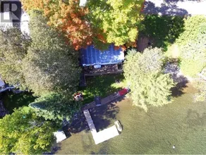Lakefront cottage on Beautiful Hall's Lake - Image 3