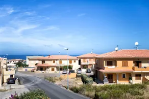 Wisteria overlooking the sea - Image 5