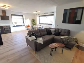 Unique and modern apartment with designer bathroom and balcony - Image 4