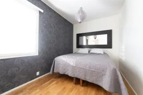 Midnight Sun Apartment with Sauna - Image 4