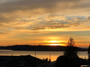 Saltwater Suite Sound views and gardens await you! - Image 3