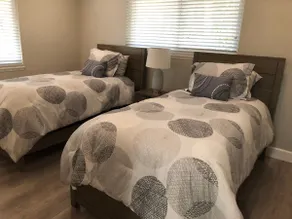 Beautiful Updated Home in Downtown Sonora - Image 2
