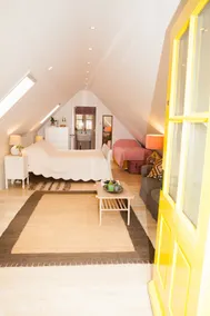 A cosy and comfortable countryside studio space - Image 5