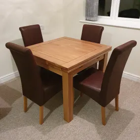 ChurstonBnB, private flat within family home, Bolton - Image 3