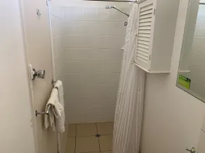 1 Bedroom with private bathroom - Image 4