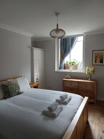 Portobello Charming Seaside 3-BR Holiday Apartment - Image 3