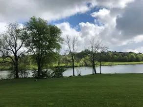 Quiet Country House on fishing lake,close to Omaha - Image 3