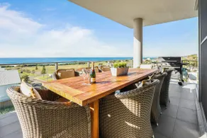 SeaDuce @ Caves Beach - Image 4