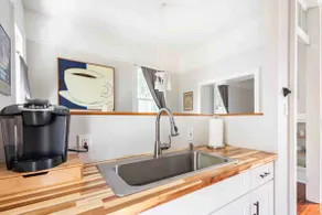 Idyllic Uptown Bungalow - Image 5