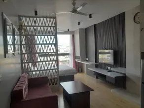 Studio Modern *Centrally located/Terrace Pool* - Image 3