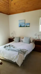 Leighton Stud Cottage - Historic Evandale - Image 4