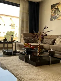 Apartment with a great view next to Riyadh Boulevard - Image 4
