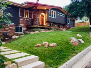 Sunny Spacious North Boulder Home - Image 2