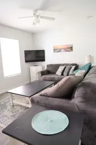 Cottage by the Coast - Image 3